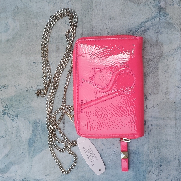 Victoria's Secret Handbags - NWT! Victoria's Secret Hot Pink Gold Chain Bag